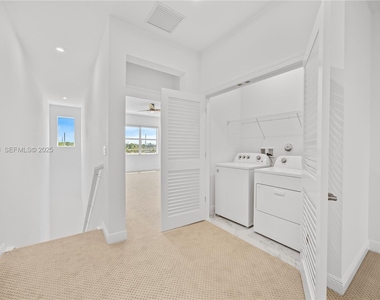 3542 Nw Solange Court - Photo Thumbnail 19