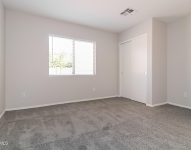 12005 W Scotts Drive - Photo Thumbnail 12