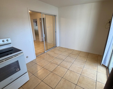 12624 N 105th Avenue - Photo Thumbnail 11