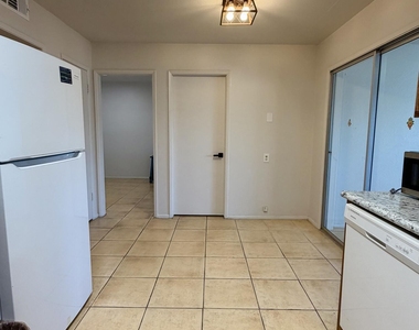 12624 N 105th Avenue - Photo Thumbnail 10