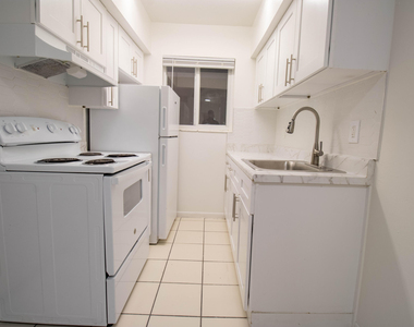 1727 Liberty Street - Photo Thumbnail 2