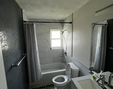 1001 Ne 14th Avenue - Photo Thumbnail 42