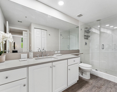11770 St Andrews Place - Photo Thumbnail 8