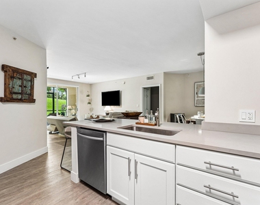 11770 St Andrews Place - Photo Thumbnail 45