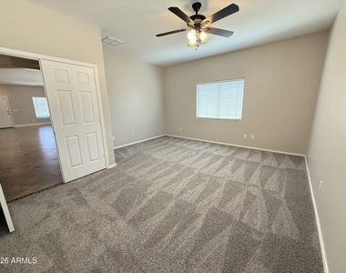 2208 N 93rd Lane - Photo Thumbnail 4