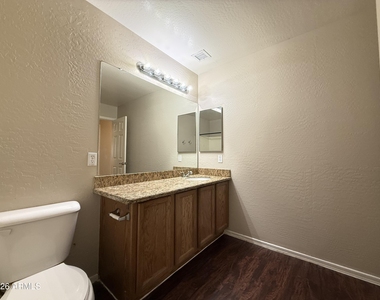 2208 N 93rd Lane - Photo Thumbnail 18