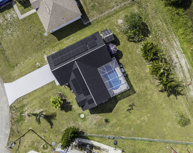 601 Sw Icon Avenue - Photo Thumbnail 1