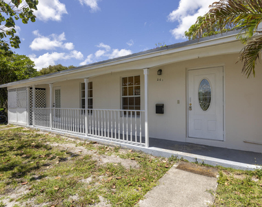 261 Ne 42nd Street - Photo Thumbnail 27