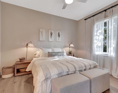 11615 Paradise Cove Lane - Photo Thumbnail 24