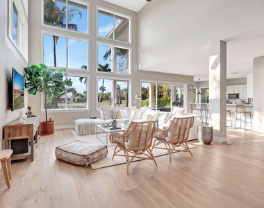 11615 Paradise Cove Lane - Photo Thumbnail 10