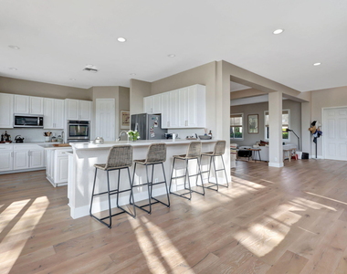 11615 Paradise Cove Lane - Photo Thumbnail 14