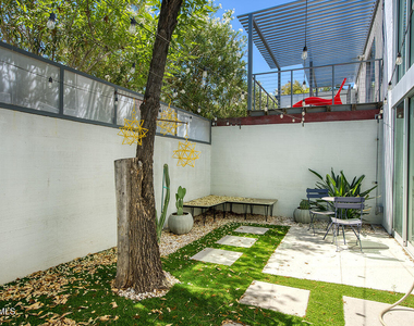 3261 E Camelback Road - Photo Thumbnail 8