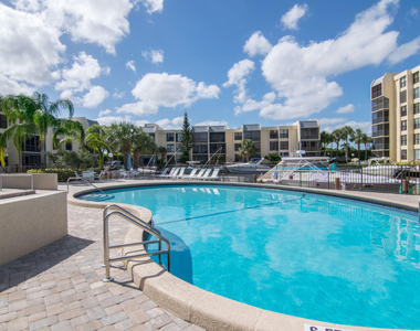 4 Royal Palm Way - Photo Thumbnail 27
