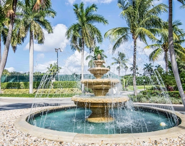 4 Royal Palm Way - Photo Thumbnail 26