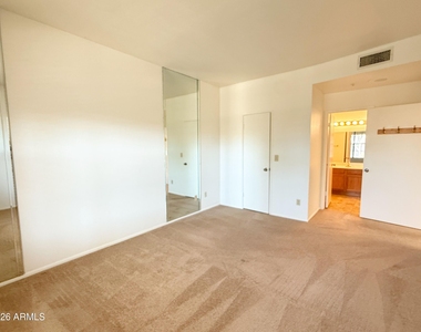 11766 E Becker Lane - Photo Thumbnail 12