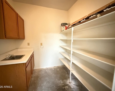 11766 E Becker Lane - Photo Thumbnail 19