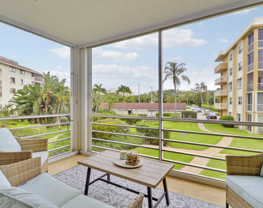 308 Golfview Road - Photo Thumbnail 15