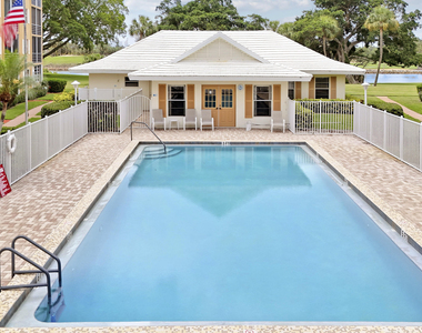 308 Golfview Road - Photo Thumbnail 16