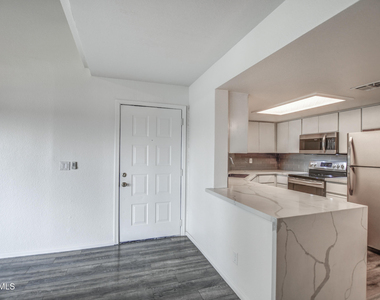 4850 E Desert Cove Avenue - Photo Thumbnail 4