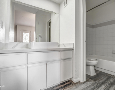 4850 E Desert Cove Avenue - Photo Thumbnail 40
