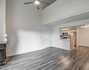 4850 E Desert Cove Avenue - Photo Thumbnail 7