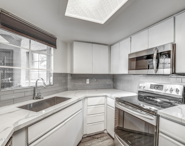 4850 E Desert Cove Avenue - Photo Thumbnail 11
