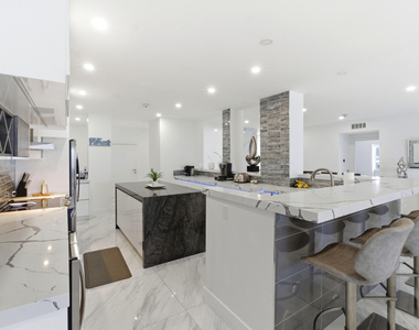 1500 S Ocean Boulevard - Photo Thumbnail 9