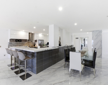1500 S Ocean Boulevard - Photo Thumbnail 14