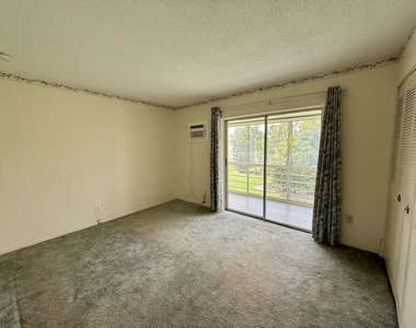 32 Kingswood B - Photo Thumbnail 6