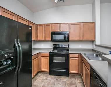2401 E Rio Salado Parkway - Photo Thumbnail 4