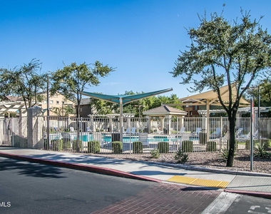 2401 E Rio Salado Parkway - Photo Thumbnail 1