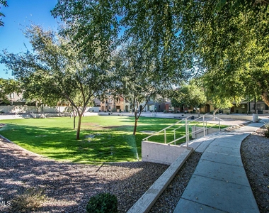 2401 E Rio Salado Parkway - Photo Thumbnail 3