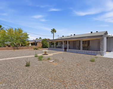 10747 W Hope Drive - Photo Thumbnail 24