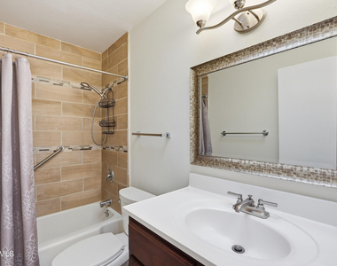 10747 W Hope Drive - Photo Thumbnail 20