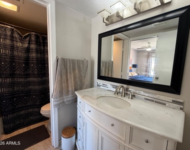 7920 E Arlington Road - Photo Thumbnail 12