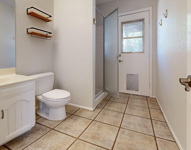 2534 S Grandview Avenue - Photo Thumbnail 25