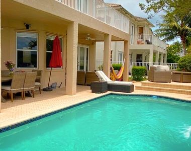 6489 Marbletree Lane - Photo Thumbnail 23