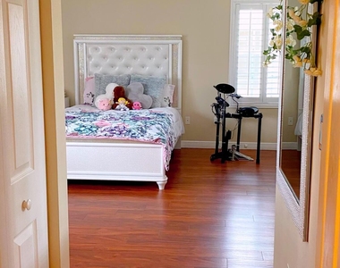 6489 Marbletree Lane - Photo Thumbnail 56