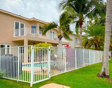 6489 Marbletree Lane - Photo Thumbnail 8