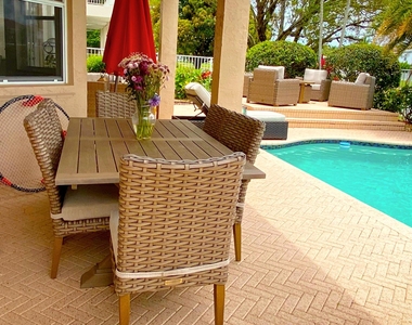 6489 Marbletree Lane - Photo Thumbnail 22