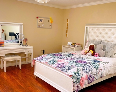 6489 Marbletree Lane - Photo Thumbnail 57