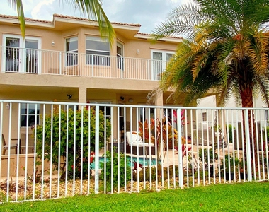 6489 Marbletree Lane - Photo Thumbnail 9