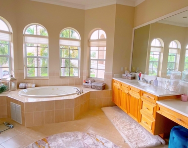 6489 Marbletree Lane - Photo Thumbnail 54