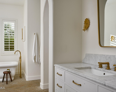 18388 N 93rd Place - Photo Thumbnail 29