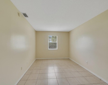 205 Sw Voltair Terrace - Photo Thumbnail 12