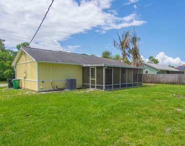 205 Sw Voltair Terrace - Photo Thumbnail 21