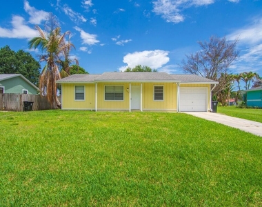205 Sw Voltair Terrace - Photo Thumbnail 29