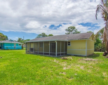205 Sw Voltair Terrace - Photo Thumbnail 24