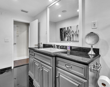 746 Ne 16th Terrace - Photo Thumbnail 25