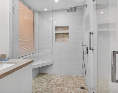 7484 La Paz Boulevard - Photo Thumbnail 27